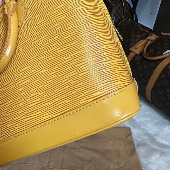 Louis Vuitton ALMA Epi leather size PM - Picture 2 of 8